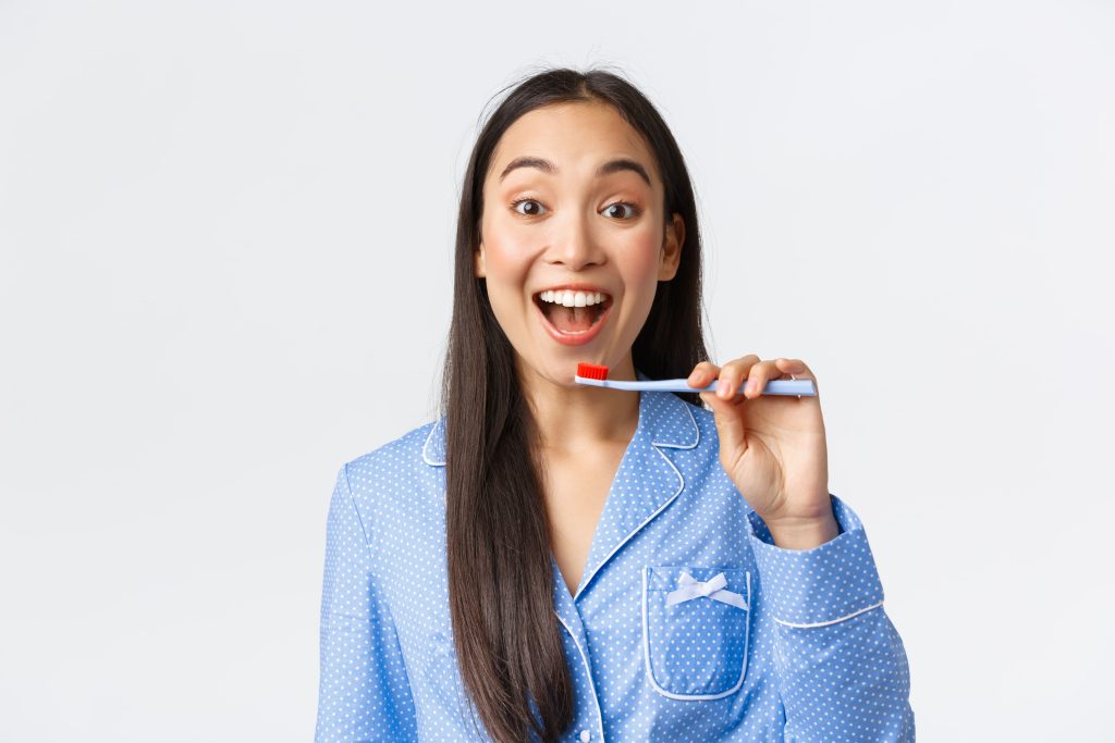 How to Brush Your Teeth Properly